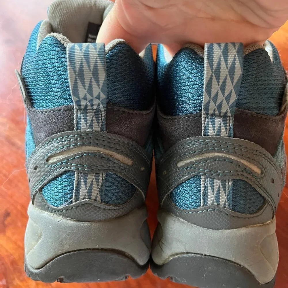 L.‎ L. Bean Youth Hiking Boots- Size 6